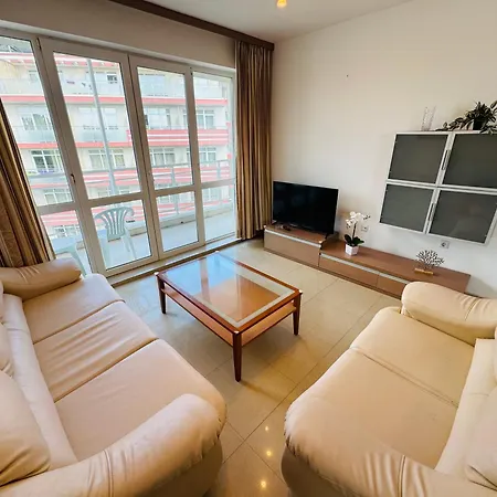 Apartment Sunny House 404 Two Bedroom
