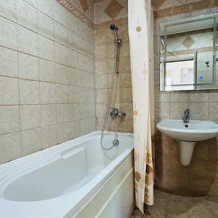 Sunny House 404 Two Bedroom Apartment